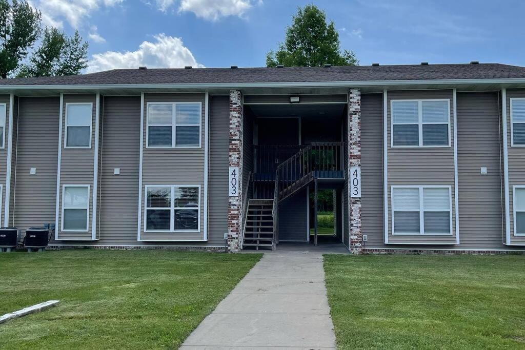 The Irene - 2 Bedroom Apt In Quilt Town, Usa Hamilton Exterior photo